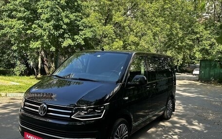 Volkswagen Caravelle T6 рестайлинг, 2018 год, 6 800 000 рублей, 2 фотография