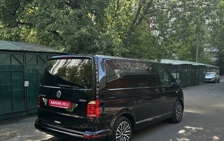 Volkswagen Caravelle T6 рестайлинг, 2018 год, 6 800 000 рублей, 3 фотография