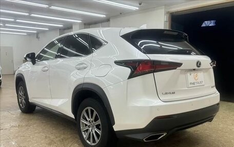 Lexus NX, 2022 год, 2 450 000 рублей, 3 фотография