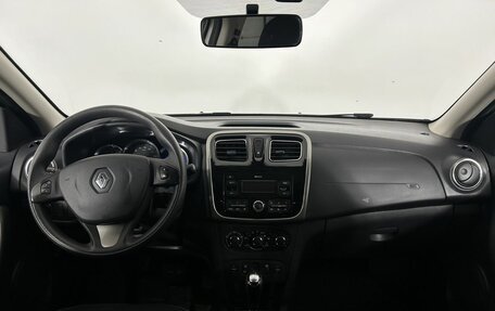 Renault Logan II, 2017 год, 950 000 рублей, 7 фотография