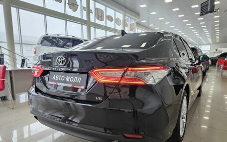 Toyota Camry, 2018 год, 3 675 000 рублей, 10 фотография