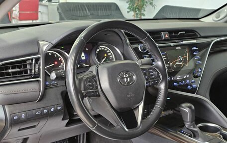 Toyota Camry, 2018 год, 3 675 000 рублей, 14 фотография