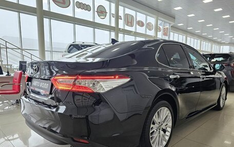 Toyota Camry, 2018 год, 3 675 000 рублей, 11 фотография