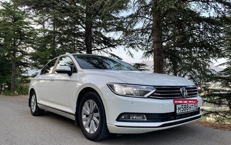 Volkswagen Passat B8 рестайлинг, 2015 год, 1 890 000 рублей, 9 фотография