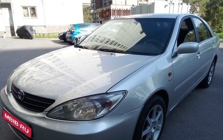 Toyota Camry V40, 2003 год, 800 000 рублей, 1 фотография