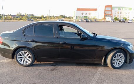 BMW 3 серия, 2005 год, 900 000 рублей, 3 фотография