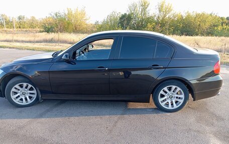 BMW 3 серия, 2005 год, 900 000 рублей, 12 фотография