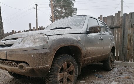 Chevrolet Niva I рестайлинг, 2015 год, 650 000 рублей, 5 фотография