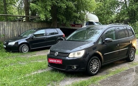 Volkswagen Touran III, 2012 год, 1 650 000 рублей, 12 фотография