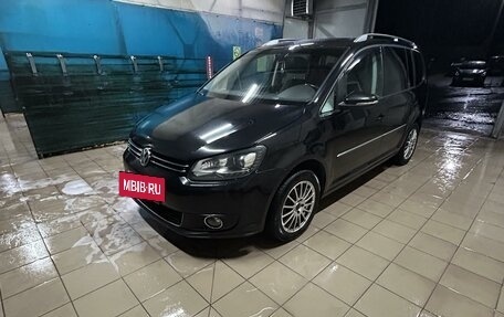 Volkswagen Touran III, 2012 год, 1 650 000 рублей, 10 фотография