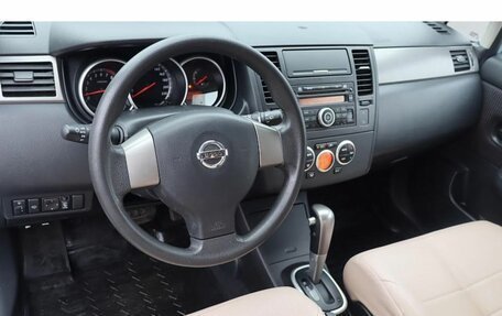 Nissan Tiida, 2011 год, 870 000 рублей, 6 фотография