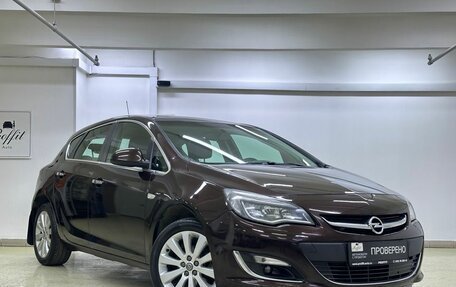 Opel Astra J, 2013 год, 899 000 рублей, 3 фотография