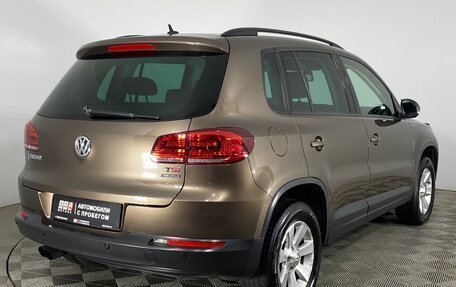 Volkswagen Tiguan I, 2015 год, 1 579 000 рублей, 5 фотография