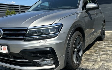 Volkswagen Tiguan II, 2019 год, 4 700 000 рублей, 3 фотография