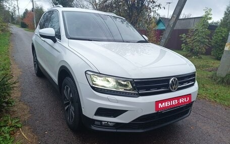 Volkswagen Tiguan II, 2019 год, 2 850 000 рублей, 5 фотография