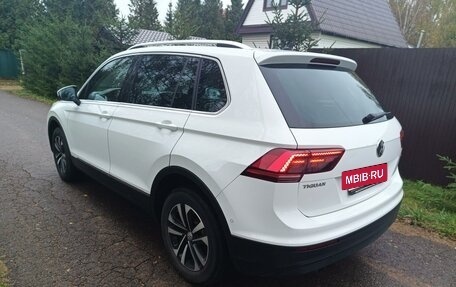 Volkswagen Tiguan II, 2019 год, 2 850 000 рублей, 2 фотография