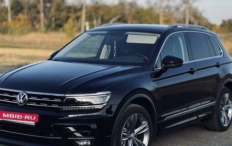 Volkswagen Tiguan II, 2018 год, 3 150 000 рублей, 2 фотография