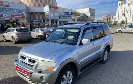 Mitsubishi Pajero III рестайлинг, 2004 год, 1 228 000 рублей, 2 фотография