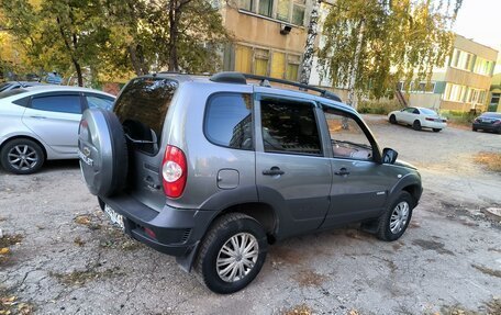 Chevrolet Niva I рестайлинг, 2012 год, 495 000 рублей, 2 фотография