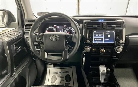 Toyota 4Runner V, 2023 год, 9 720 000 рублей, 14 фотография