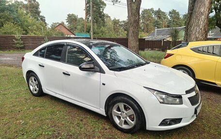 Chevrolet Cruze II, 2011 год, 799 000 рублей, 7 фотография