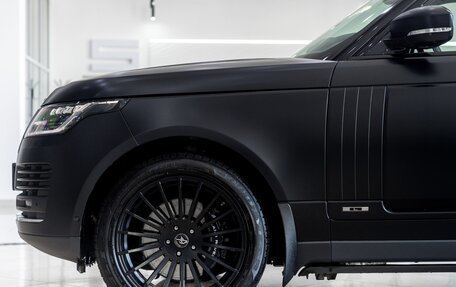 Land Rover Range Rover IV рестайлинг, 2019 год, 10 500 000 рублей, 7 фотография