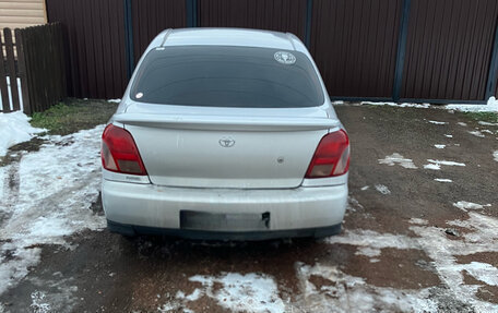 Toyota Echo, 2001 год, 350 000 рублей, 3 фотография