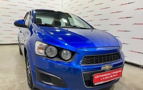 Chevrolet Aveo III, 2013 год, 800 000 рублей, 3 фотография