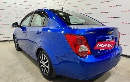 Chevrolet Aveo III, 2013 год, 800 000 рублей, 11 фотография