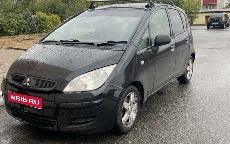 Mitsubishi Colt VI рестайлинг, 2003 год, 320 000 рублей, 1 фотография