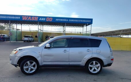 Mitsubishi Outlander III рестайлинг 3, 2005 год, 580 000 рублей, 3 фотография