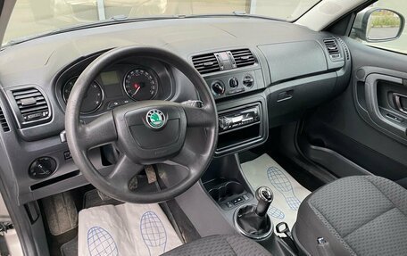 Skoda Fabia II, 2010 год, 549 000 рублей, 7 фотография