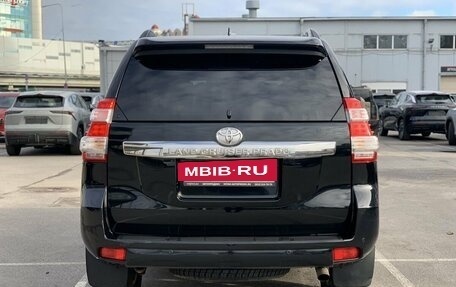 Toyota Land Cruiser Prado 150 рестайлинг 2, 2016 год, 3 900 000 рублей, 4 фотография