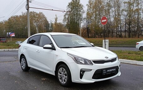 KIA Rio IV, 2018 год, 1 603 800 рублей, 3 фотография