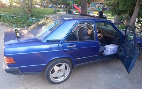 Mercedes-Benz 190 (W201), 1985 год, 250 000 рублей, 5 фотография