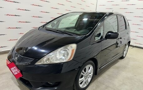 Honda Fit III, 2010 год, 915 000 рублей, 8 фотография