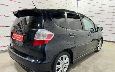 Honda Fit III, 2010 год, 915 000 рублей, 17 фотография