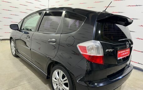 Honda Fit III, 2010 год, 915 000 рублей, 14 фотография