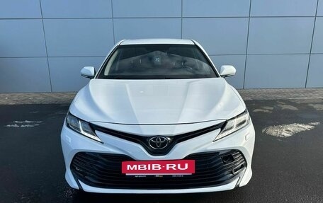 Toyota Camry, 2019 год, 2 790 000 рублей, 2 фотография