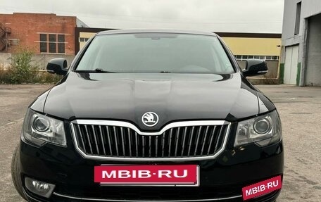 Skoda Superb III рестайлинг, 2014 год, 1 425 000 рублей, 3 фотография