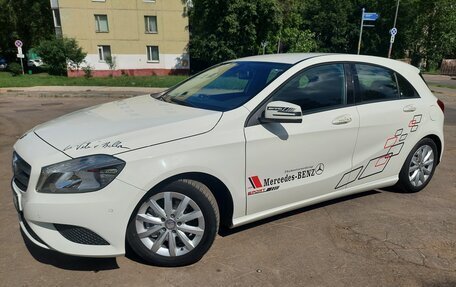 Mercedes-Benz A-Класс, 2015 год, 1 850 000 рублей, 23 фотография