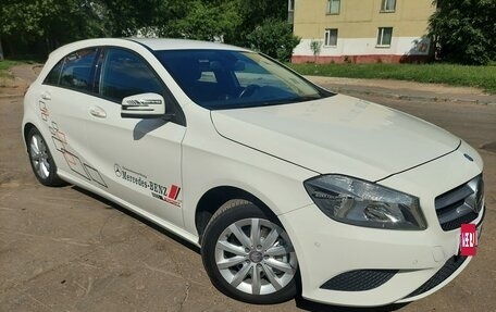 Mercedes-Benz A-Класс, 2015 год, 1 850 000 рублей, 21 фотография