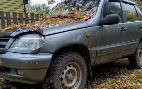 Chevrolet Niva I рестайлинг, 2005 год, 260 000 рублей, 1 фотография