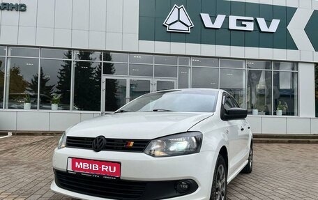 Volkswagen Polo VI (EU Market), 2013 год, 797 000 рублей, 1 фотография