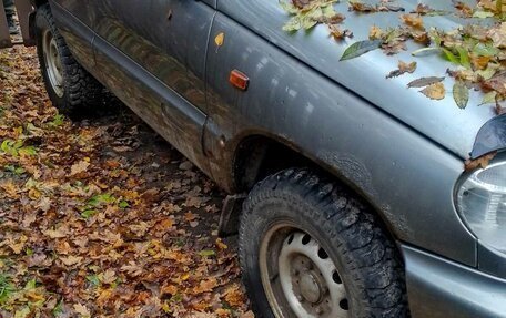 Chevrolet Niva I рестайлинг, 2005 год, 260 000 рублей, 4 фотография