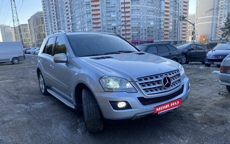 Mercedes-Benz M-Класс, 2010 год, 1 591 000 рублей, 2 фотография