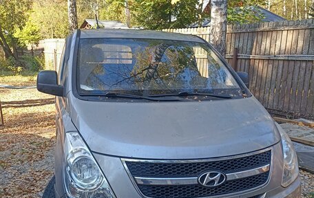 Hyundai Grand Starex Grand Starex I рестайлинг 2, 2012 год, 990 000 рублей, 7 фотография