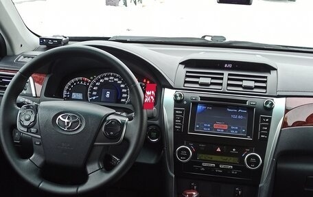 Toyota Camry, 2014 год, 2 250 000 рублей, 6 фотография