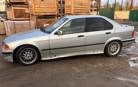 BMW 3 серия, 1993 год, 290 000 рублей, 2 фотография