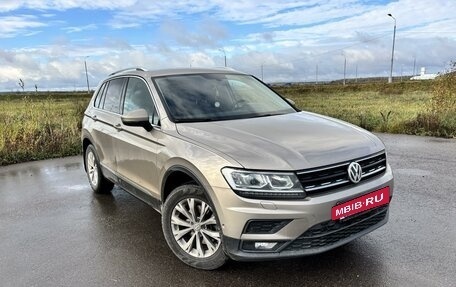 Volkswagen Tiguan II, 2017 год, 2 250 000 рублей, 3 фотография